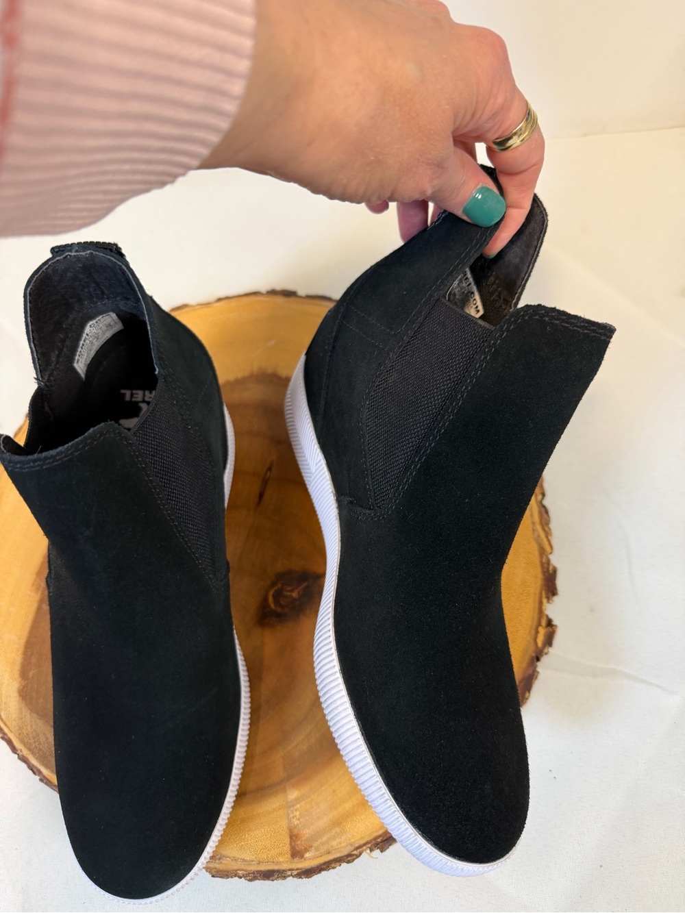 Sorel Out N About Slip On Wedge II Booties Black & White Suede Upper‎ Women’s 7 - Picture 7 of 10